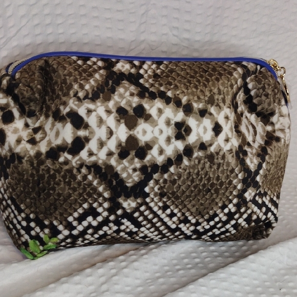 Estee Lauder Floral and Snake Print Cosmetic Bag - Picture 4 of 6